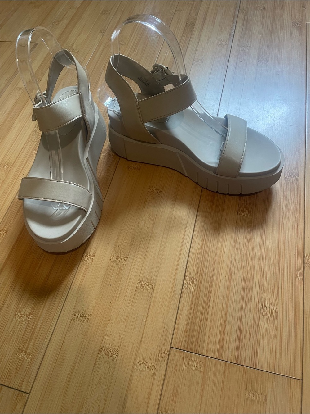 Steve Madden Cream/Tan Platform Sandals with Ankle Strap - Picture 3 of 6
